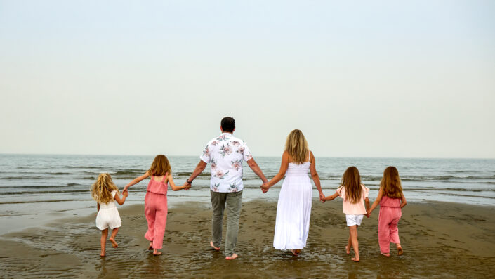 Frasier_credits Joe Cristalli creator of Frasier reunion television show. Family photo for production.